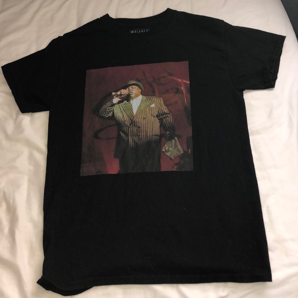 🔥BIGGIE GRAPHIC TEE SIZE SMALL!!